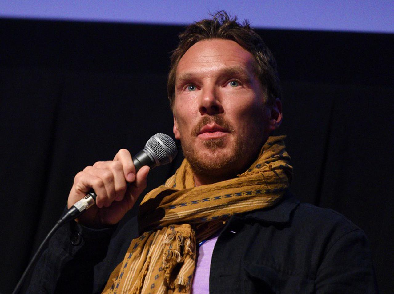 ベネディクト・カンバーバッチ、新作でストレートなのにゲイを演じることについてコメント