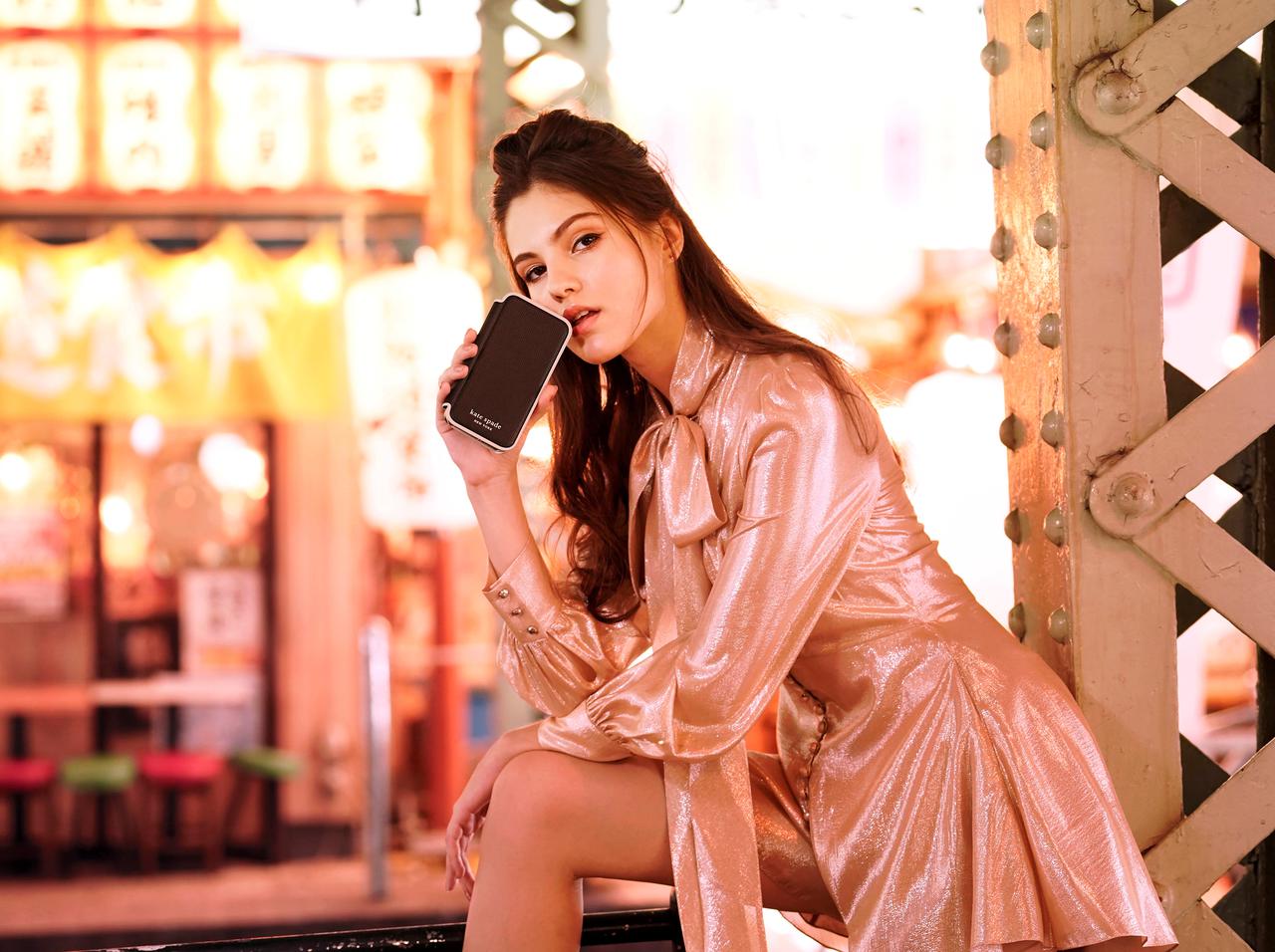 ケイト・スペード ニューヨーク、iPhone 13の発売に合わせスマホケース発売