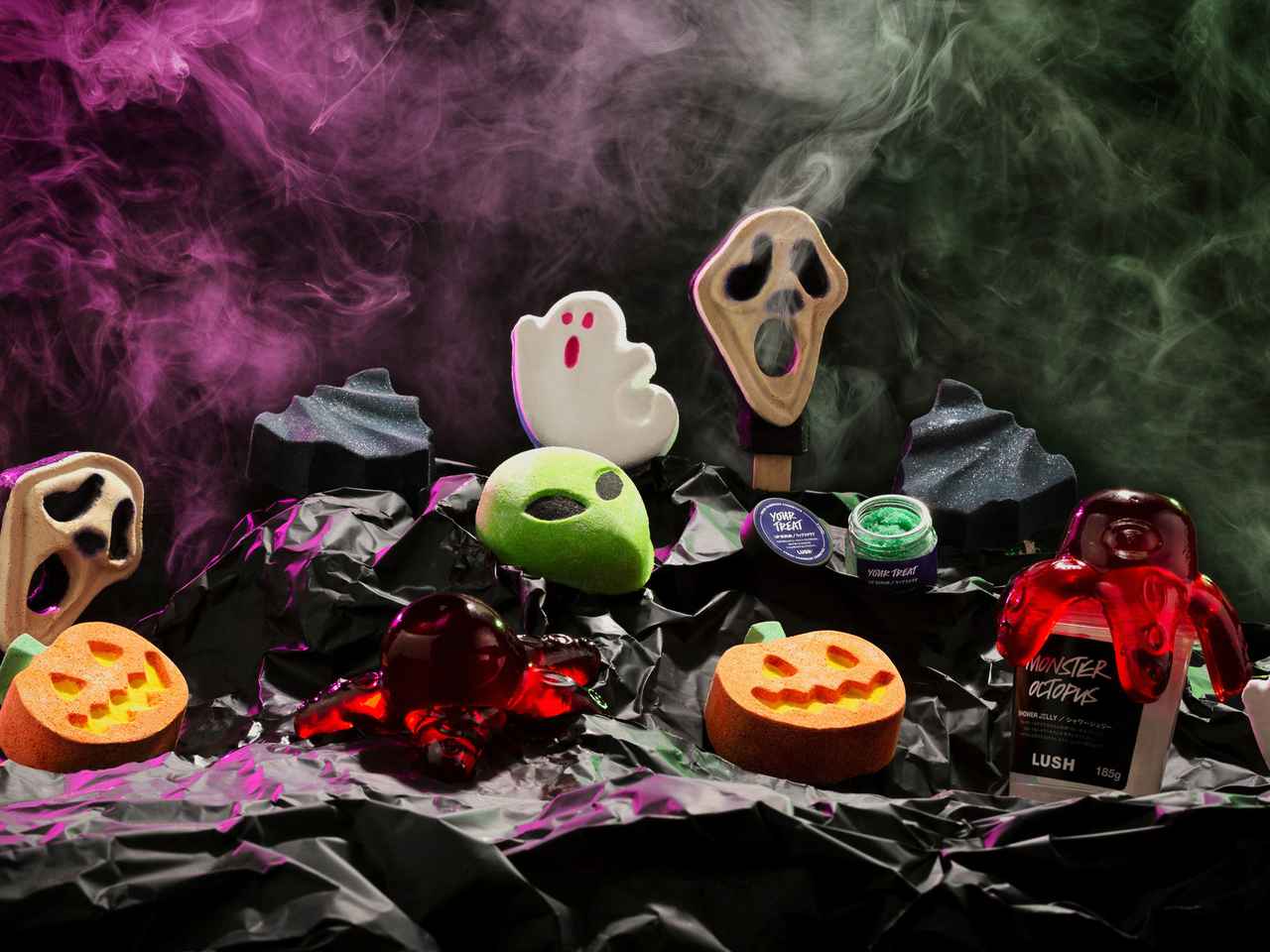 LUSHから、ハロウィン限定“おどろおどろしい”バスグッズが登場