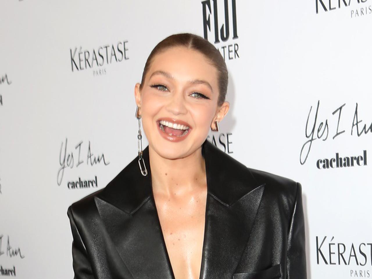 ジジ・ハディッド、コロナ禍ならではの方法でファンと写真撮影