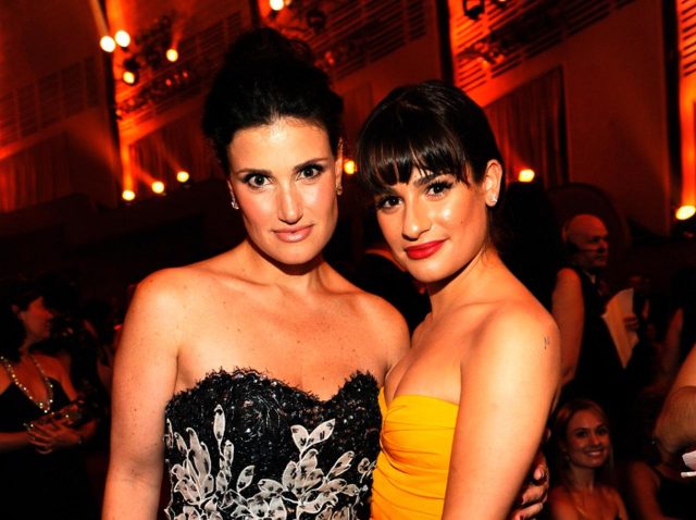 イディナ・メンゼル、『glee』でリア・ミシェルの母親役だったことへの本音を吐露「彼女は26歳だったし…」