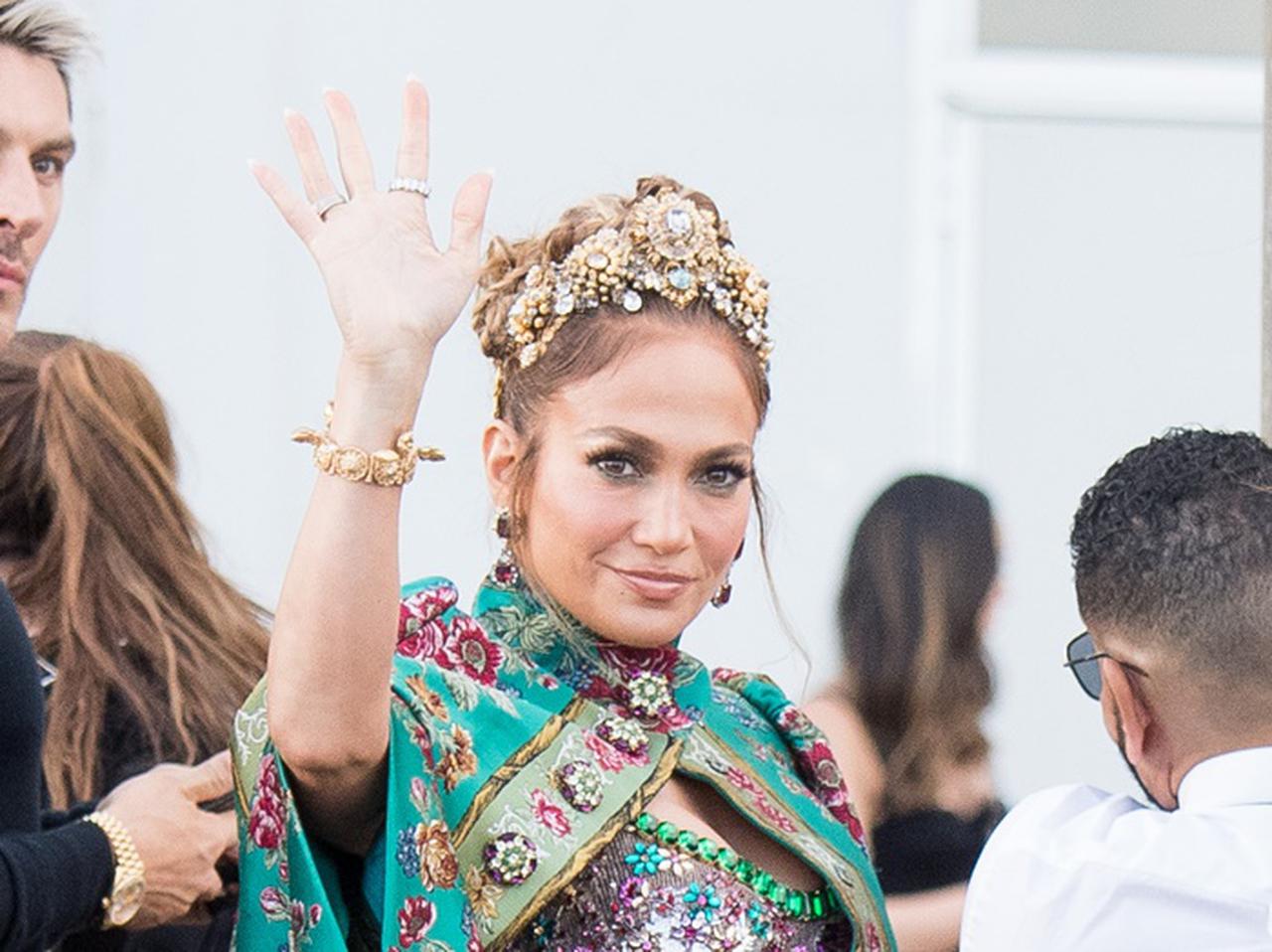 ジェニファー・ロペス、美しいと絶賛されたスタイルは「タグがついたまま」だった