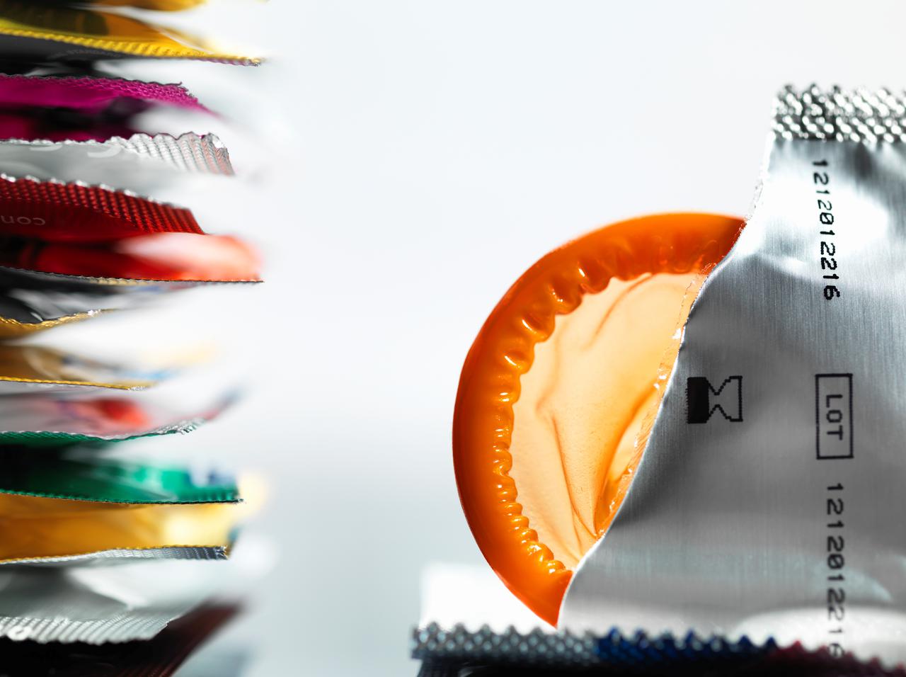 性行為中にコンドームを勝手に外された?それは「ステルシング」という性暴力被害です【解説】