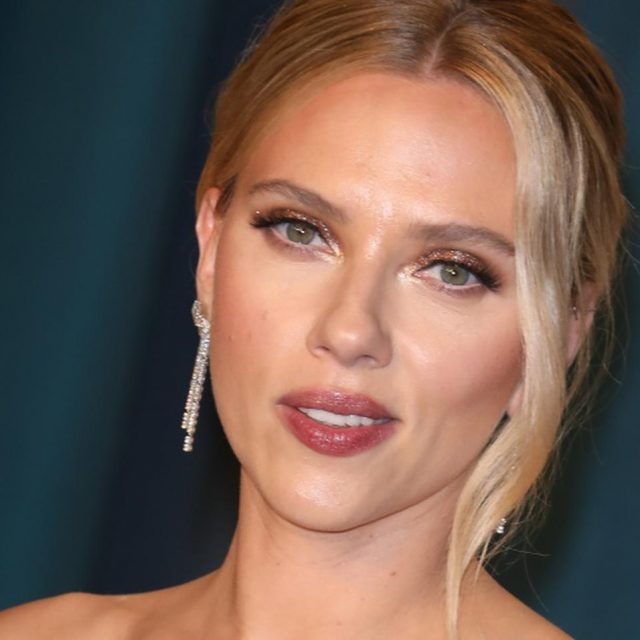「ケンカを売るな」ディズニーと訴訟中のスカーレット・ヨハンソン、「Time誌の100人」で先輩俳優から擁護される