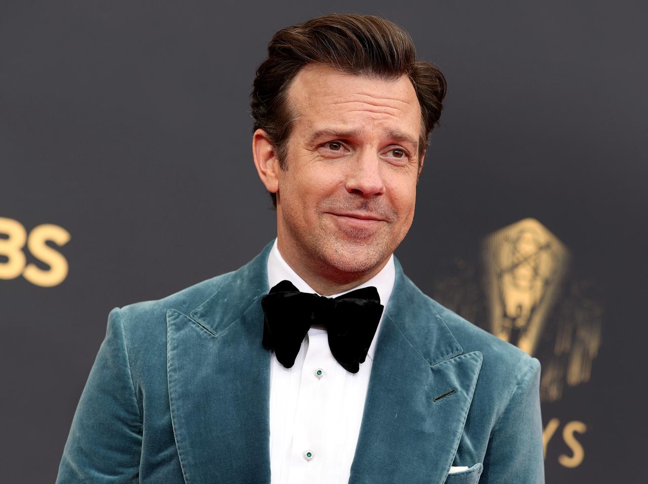 『テッド・ラッソ』ジェイソン・サダイキスの「イメチェン」にファンが沸く【エミー賞】