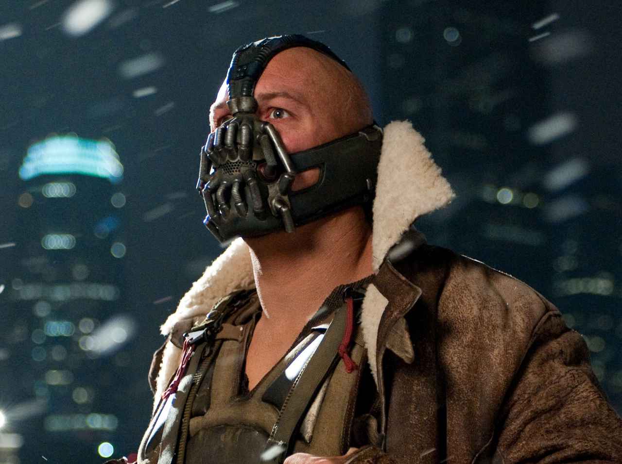 『ダークナイト』トム・ハーディ、ベインの“声”は「後悔する」と思っていた理由とは?