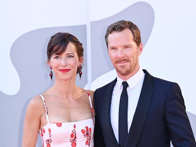 ベネディクト・カンバーバッチ2年ぶりに妻とレカペへ、ラブラブすぎる