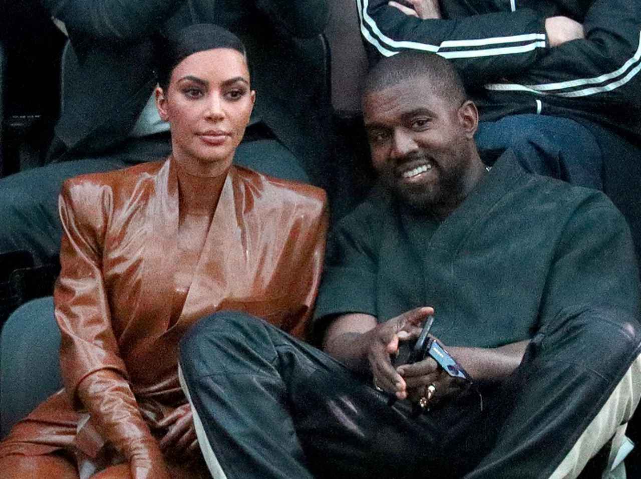 キム・カーダシアン、カニエ・ウェストとの復縁に「オープン」だと報道