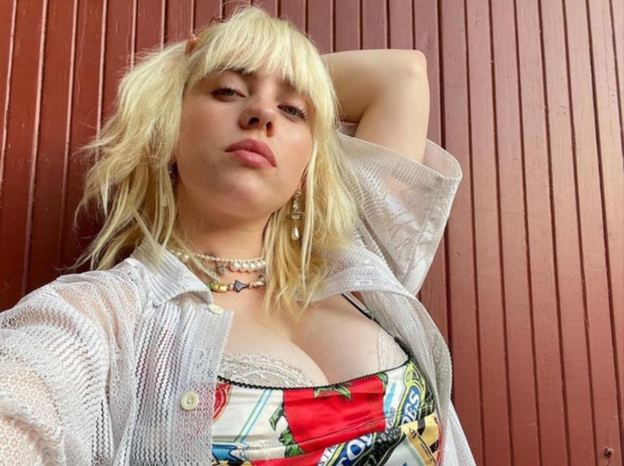 ビリー・アイリッシュ、3枚の写真に映る「胸」が原因で“失ったもの”がケタ違い