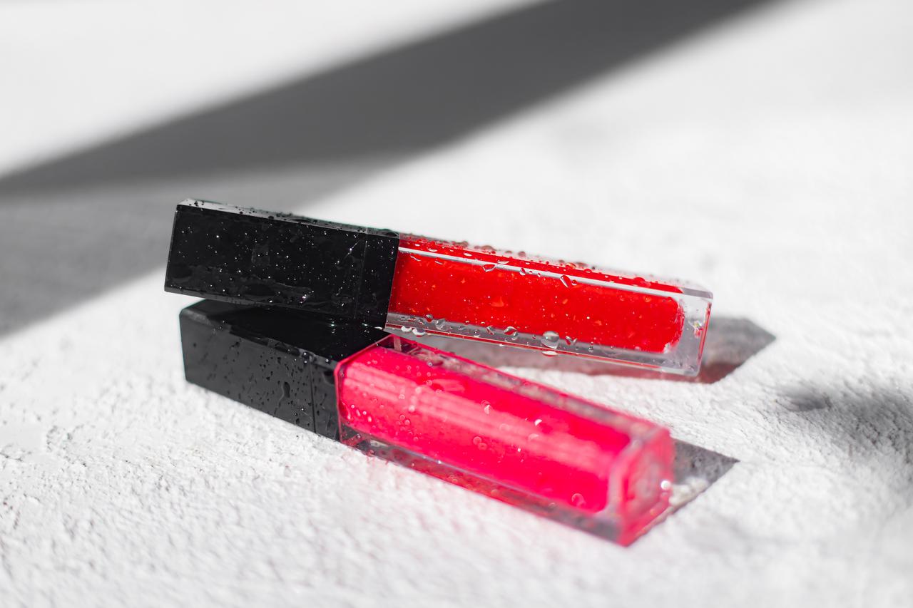 SNSでバズり中！「ワインボトル型」リップティントが可愛すぎると話題に