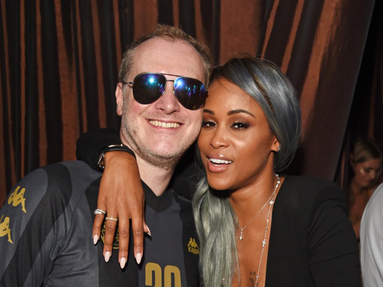 不妊を乗り越えて42歳で妊娠!ラッパーのイヴが喜びの妊娠発表