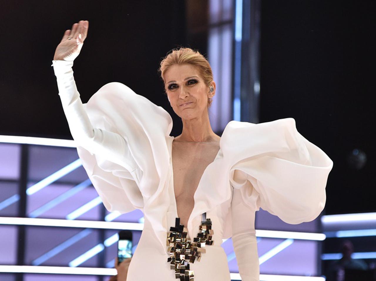 予期せぬ出来事でリハーサルも出来ず、セリーヌ・ディオンがラスベガスの定期公演を延期