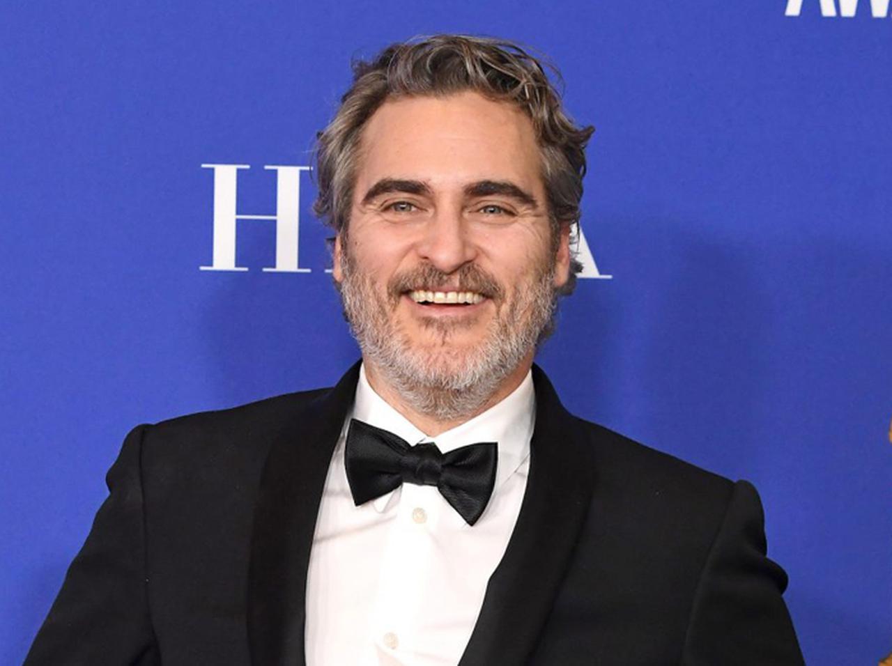 ホアキン・フェニックス、見慣れない新しいヘアスタイルにざわめき