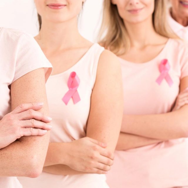 コスメで支援！乳がんの啓蒙活動を実施する美容ブランド【ピンクリボン月間】