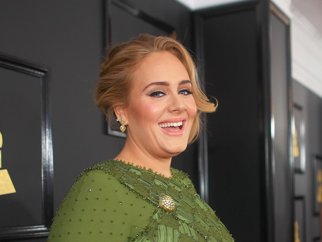 MVに登場する「家」の正体に震える!アデルが6年ぶりの新曲「Easy On Me」をついにリリース