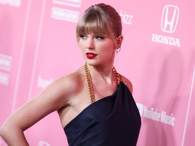 テイラー・スウィフト、思い出深い指輪をアレンジ！日本からも購入可能