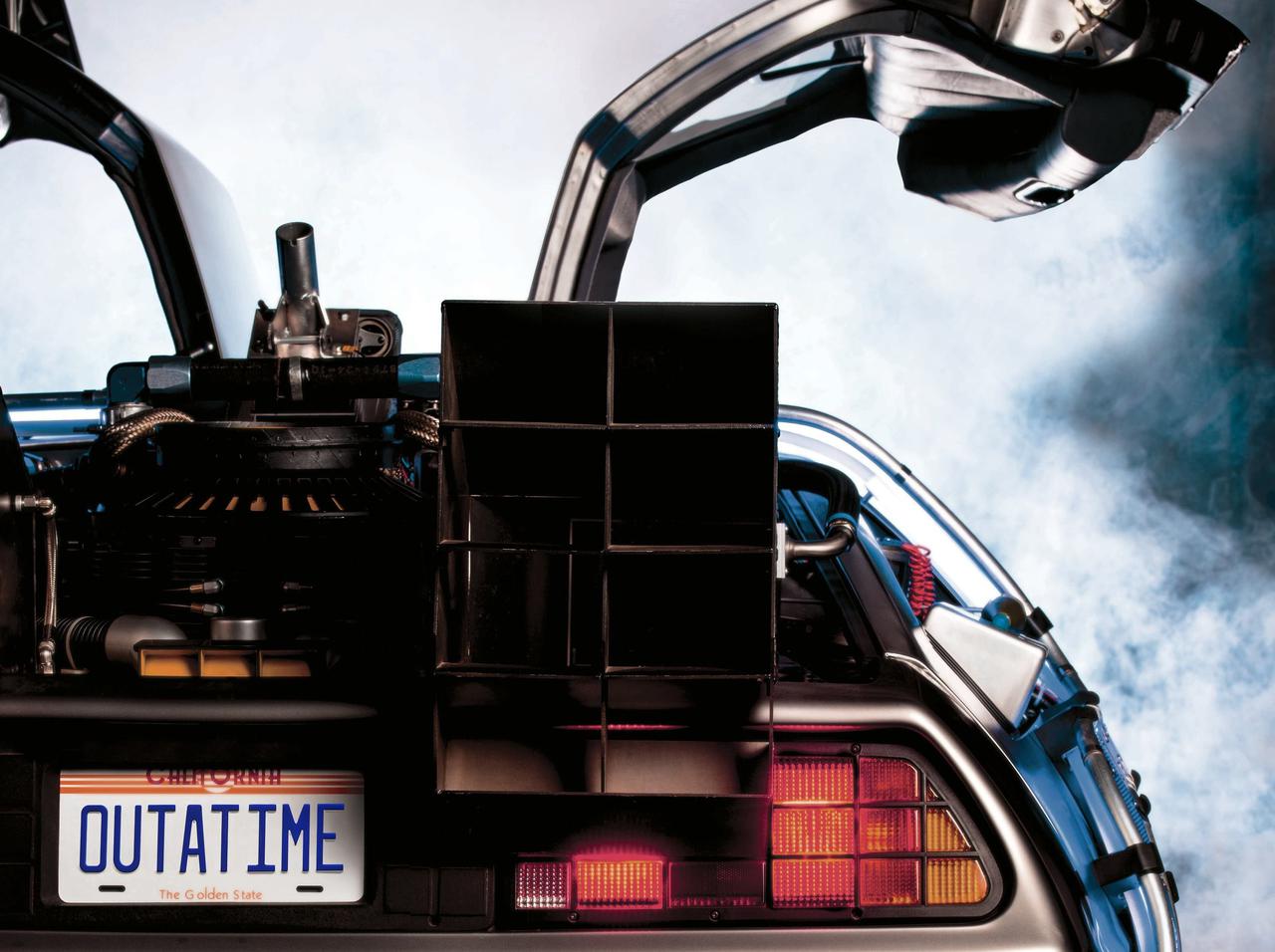 ファンが一から作った『バック・トゥ・ザ・フューチャー』のデロリアン、『使い道』がセレブすぎる