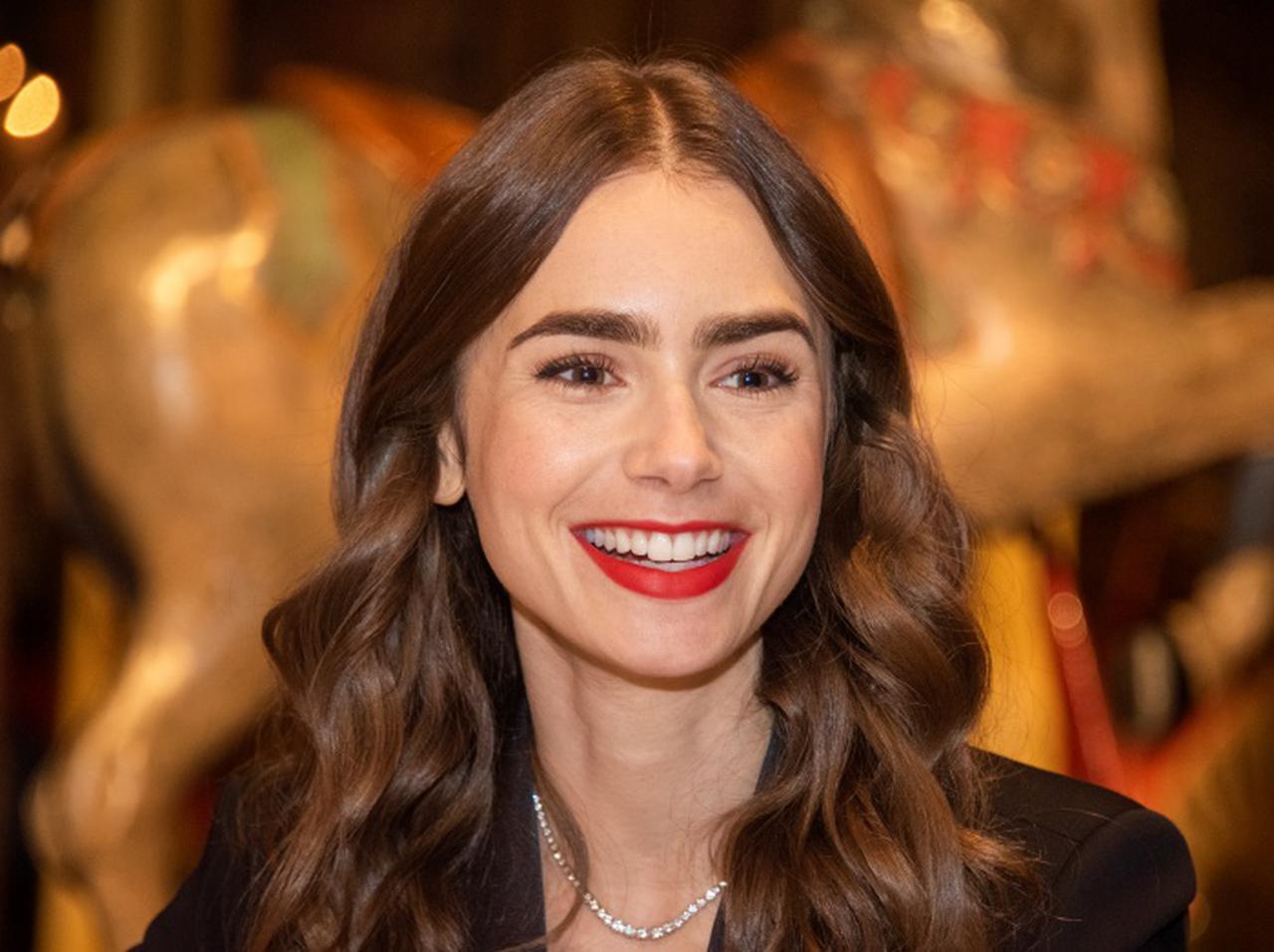 2世タレントの“イヤな部分”が全くない!リリー・コリンズ、『エミリー、パリへ行く』での出来事を共演者が大絶賛