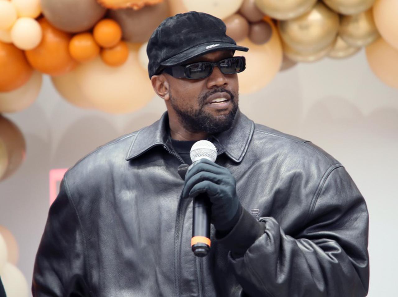 新恋人との交際が噂されるキム・カーダシアンともう一度家族になる、カニエ・ウェストが宣言