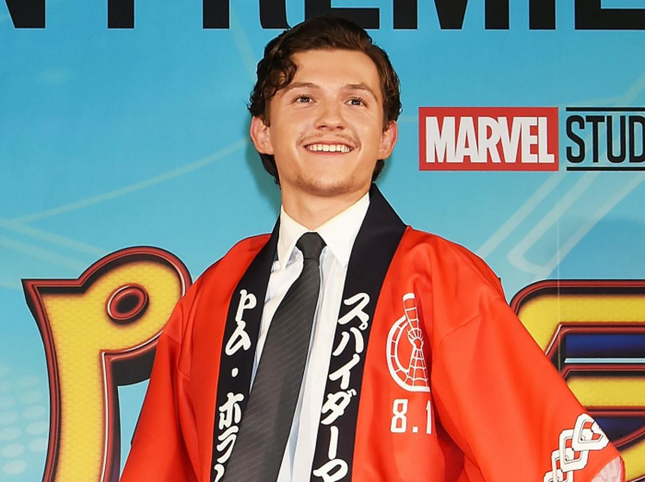 トム・ホランドが日本への「スノボ旅行」を計画、誰と一緒に行くかは“ヒミツ”