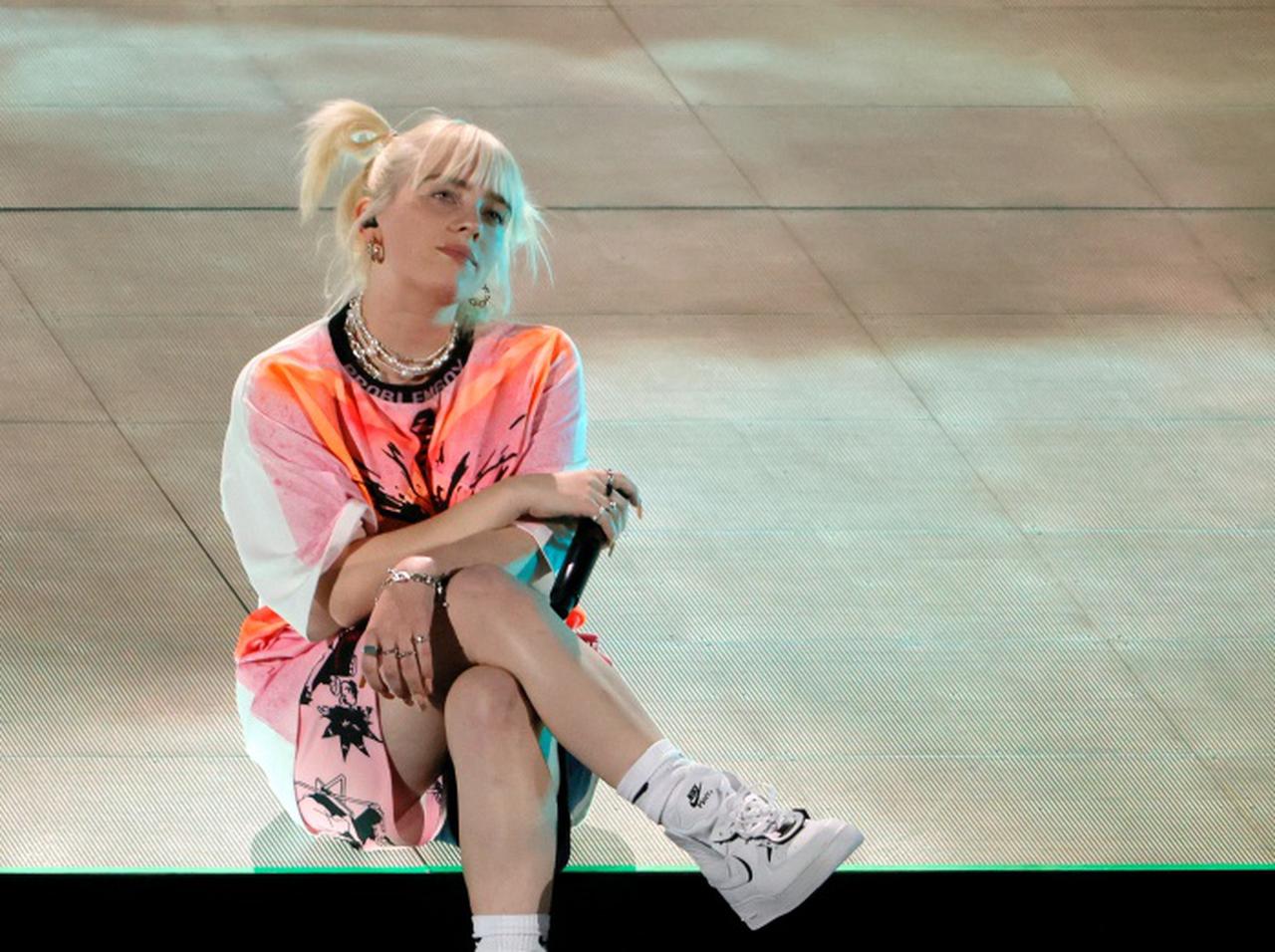 「今までで最高に幸せ」ビリー・アイリッシュ、一大イベントに『ウワサの彼』が駆けつけていた