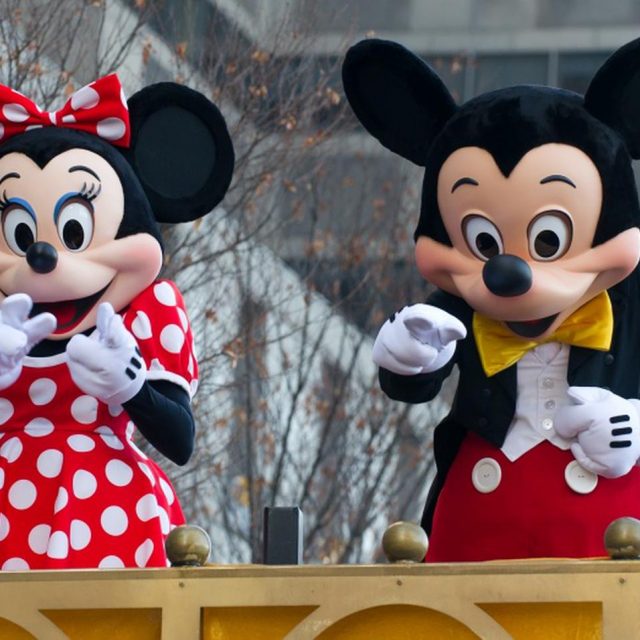 ディズニーランド、夢から現実に引き戻される「悲劇の瞬間」をゲストは見た【動画アリ】