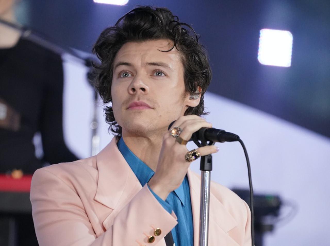 ハリー・スタイルズ、恋愛に関して“秘密主義”の「理由」を明かす