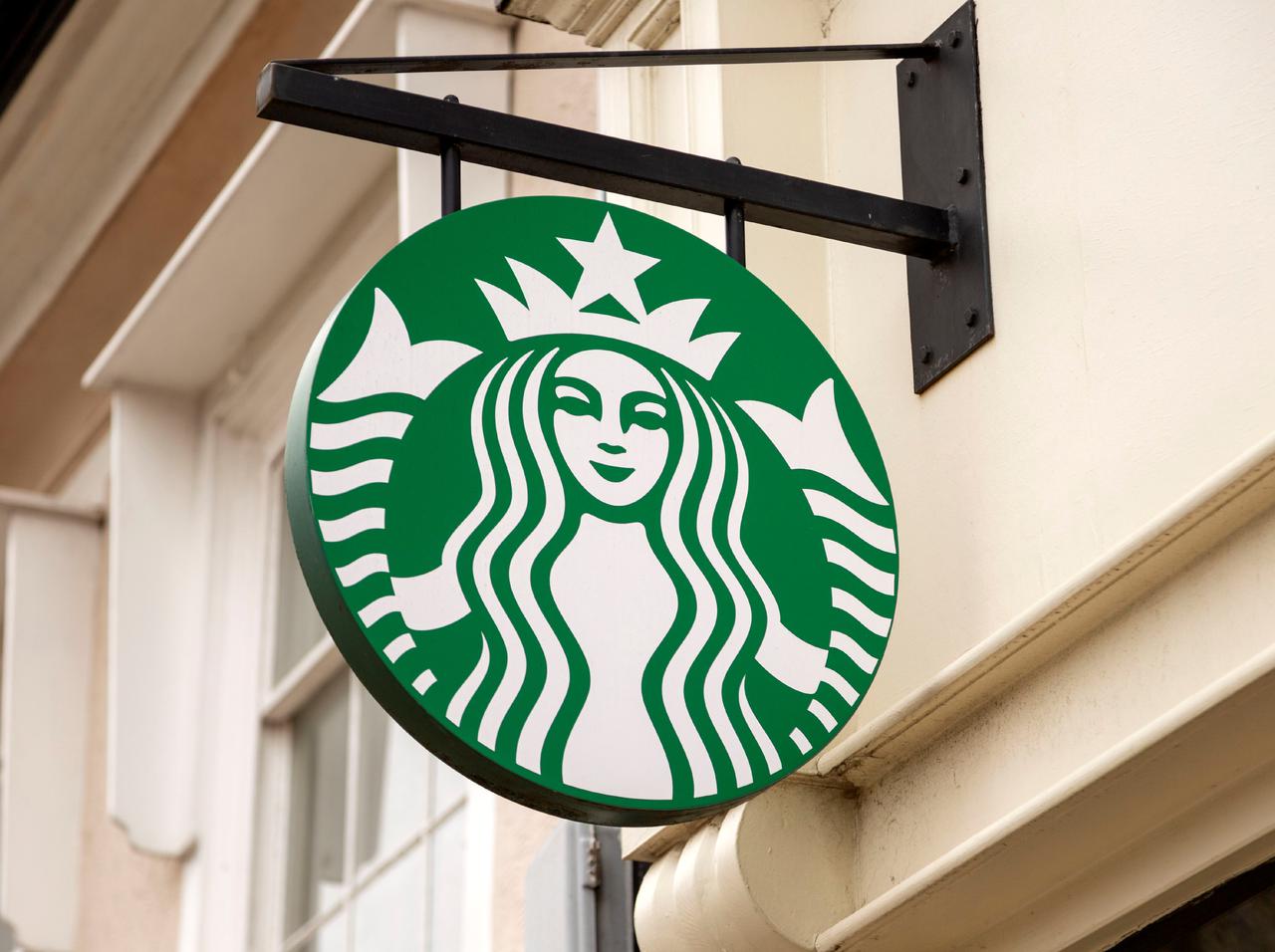 スターバックスでカスタマイズメニューの注文が難しい、「この方法」なら一発クリア