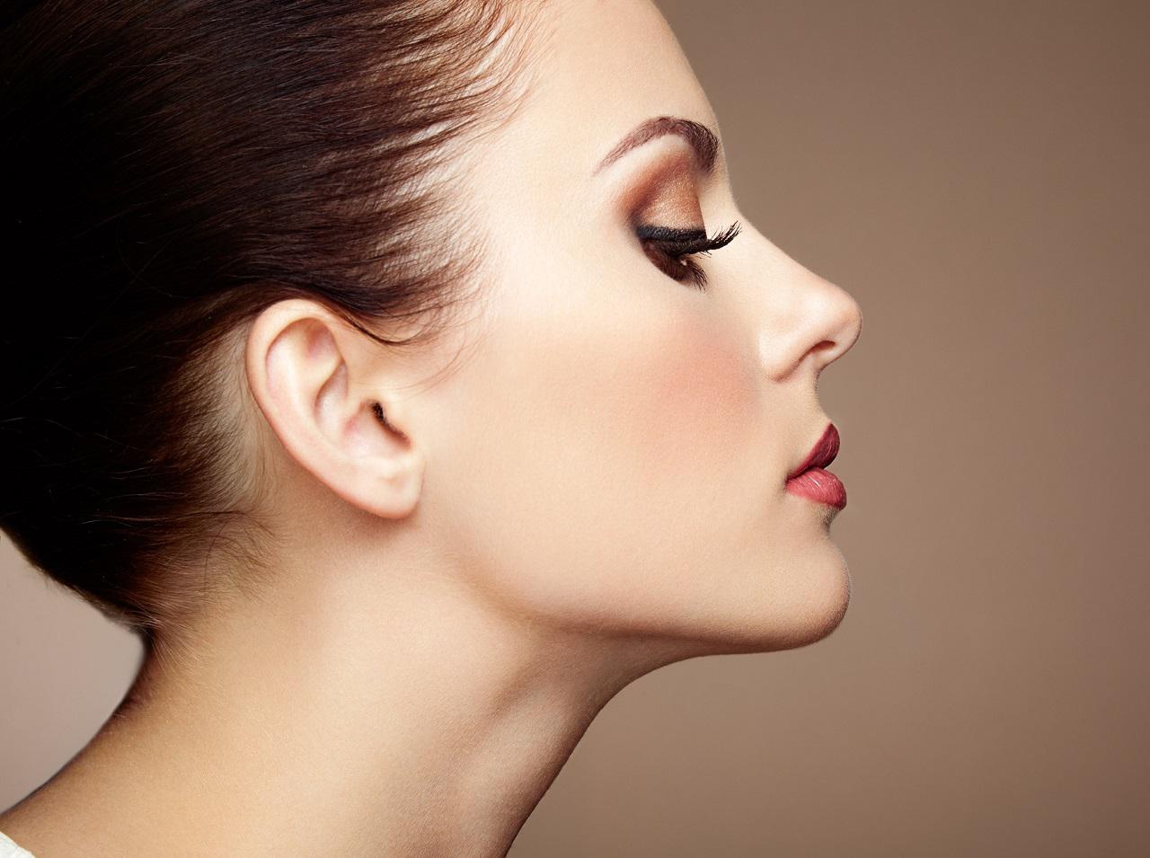 まつエク、まつパに続くトレンド！新施術「まつげティント」が海外で話題