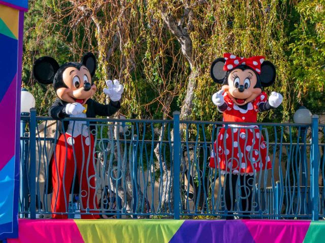 ディズニーランドとミッキーに頼り過ぎてしまった、子供とランドに何度も通ったディズニー声優が『後悔』を告白