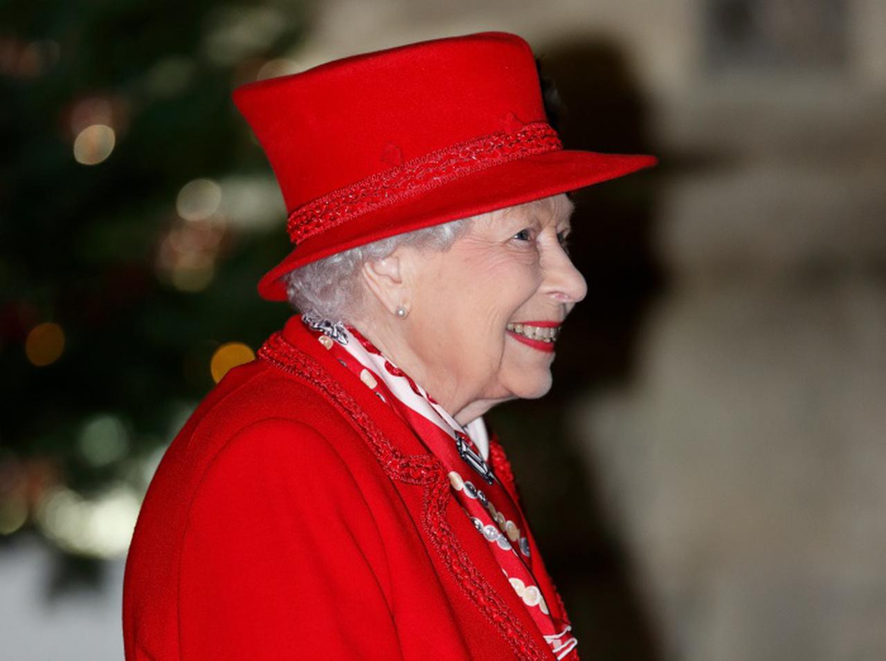 エリザベス女王がスーパーで「爆買いしてるもの」に“ほっこり”