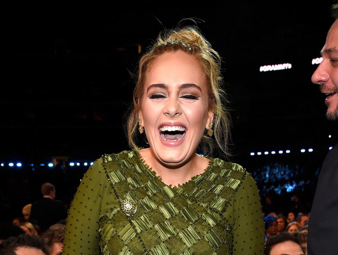 信用なさすぎる、アデルが自分のインスタのパスワードを教えてもらえなかった理由が笑える