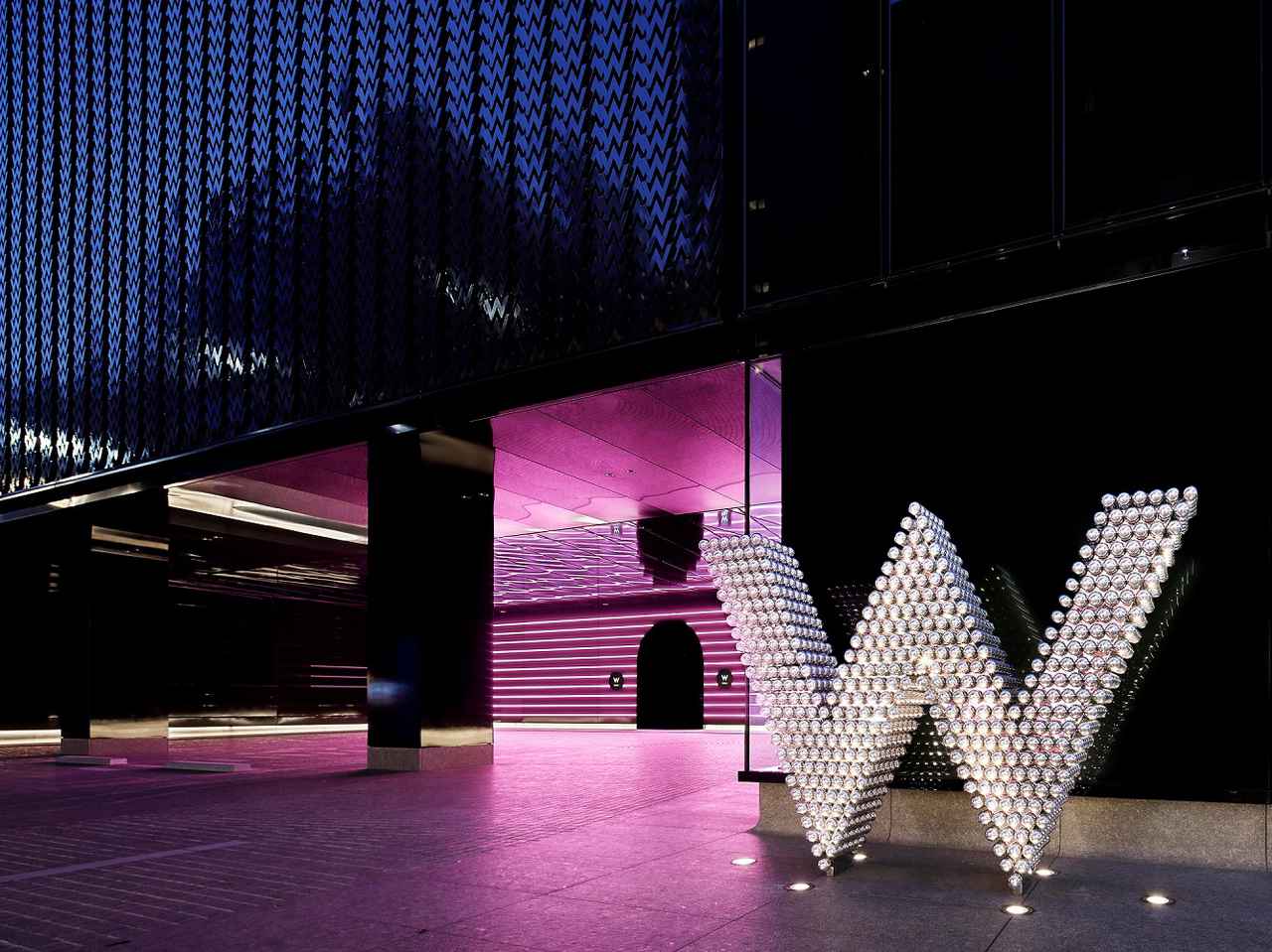 ホテルW大阪で初のカウントダウンパーティー開催!人気DJの田中知之氏も参戦