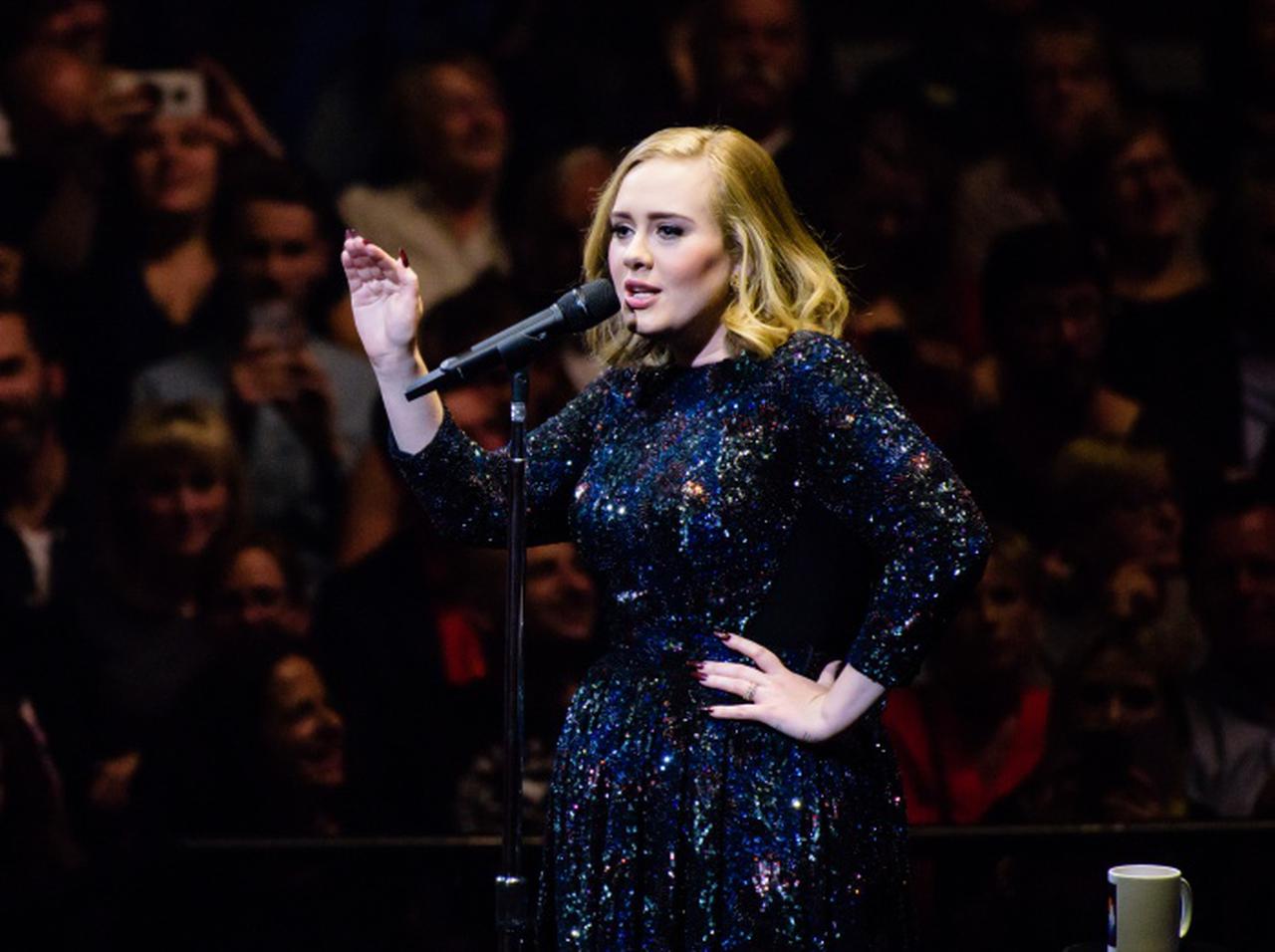 観客のワクチン接種が『絶対条件』に、アデルがラスベガスでの定期公演を発表