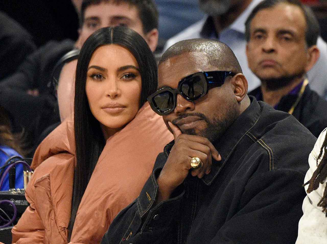 ルイ・ヴィトンのヴァージル最後のショーへ、キムとカニエが一緒に参加