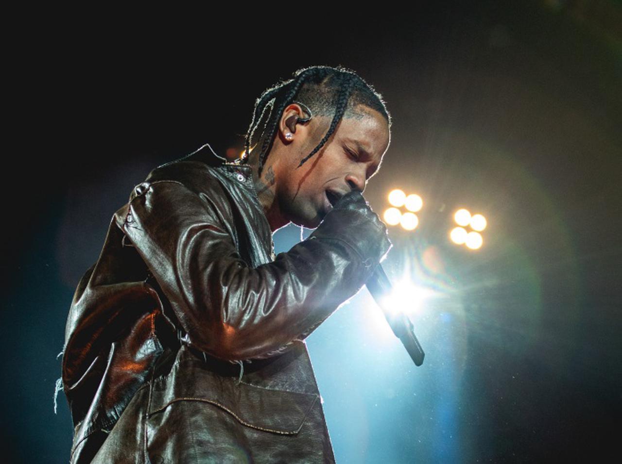 遺族がトラヴィスからの葬儀費用の受け取りを拒否、アストロワールドの悲劇をめぐり