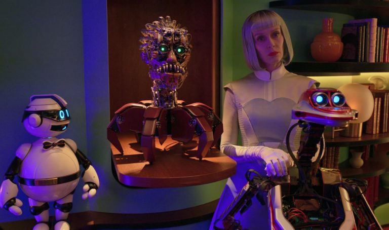 『アメリ』監督6年ぶりの最新作!SFコメディ映画『ビッグバグ』のティザー予告がおしゃれ