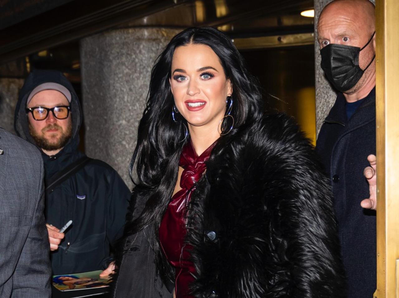 ケイティ・ペリー、子供から「有名人なんですか?」と訊かれ返した“言葉”が話題に