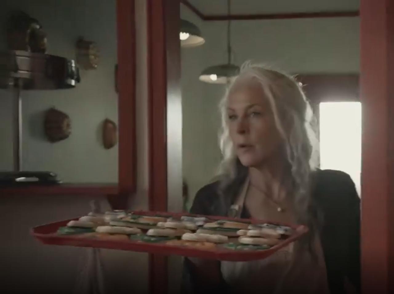 『ウォーキング・デッド』最終章、キャロルが「クッキー」を焼いただけでファンがザワついてしまう