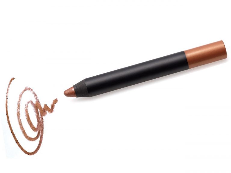 ブラウンアイライナーはこんなに使える！プロが教える3通りの使い方