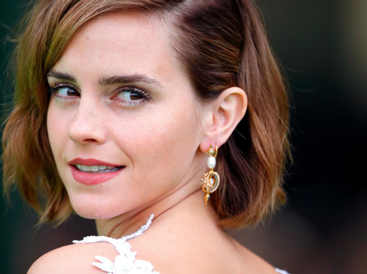 エマ・ワトソン、『ハリポタ』再会番組で「別人」と間違われて思わず自虐