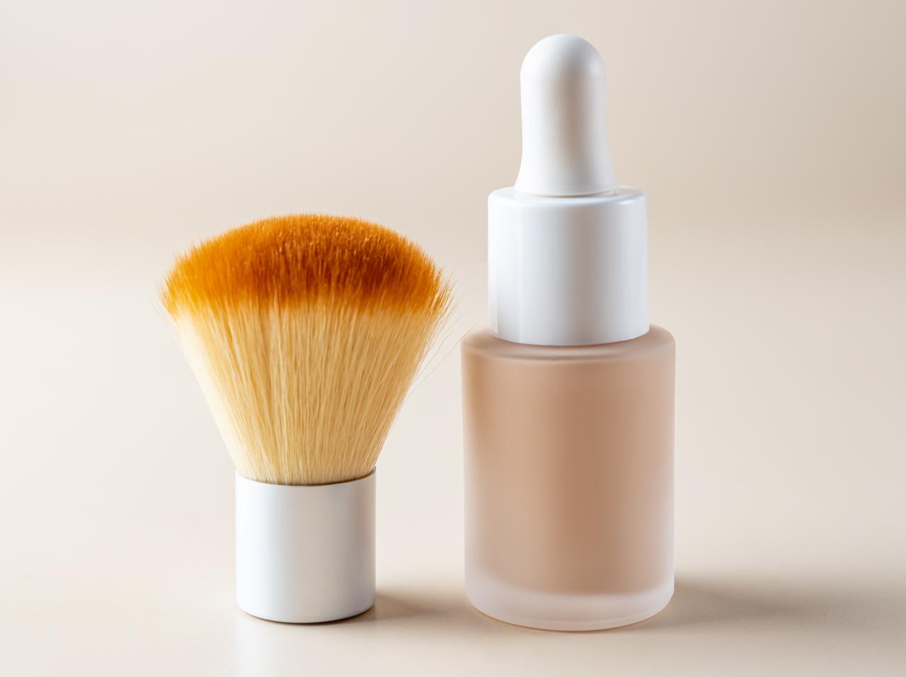 乾燥肌のコスメ選びのコツって?セレブ御用達のプロが教える3つのポイント