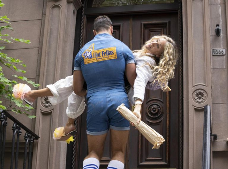 『セックス・アンド・ザ・シティ新章』に日本人デザイナーのアイテムが登場!