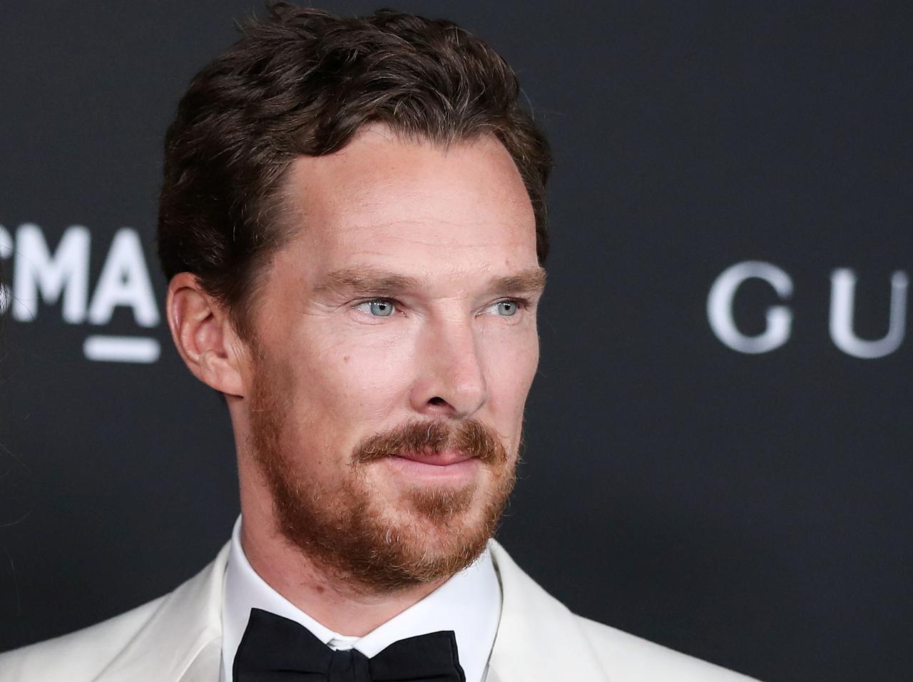 ベネディクト・カンバーバッチ、批判があったコメディ作品のLGBTQ+キャラクターを振り返る