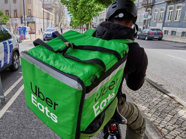 ウーバーイーツで払うべき「チップの金額」はこのくらい！