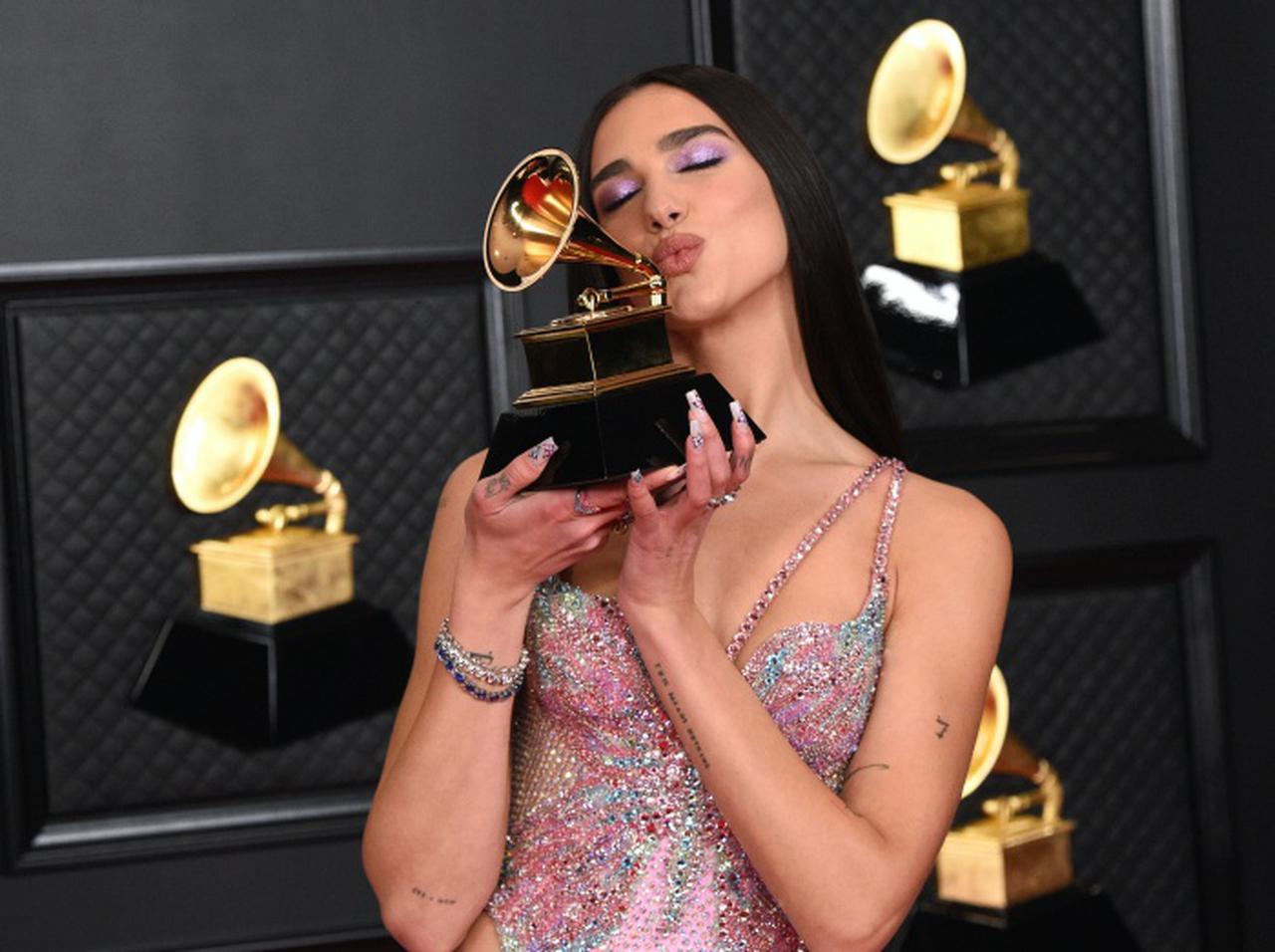 グラミー賞2022年、会場も日程も変更!初めての場所で開催