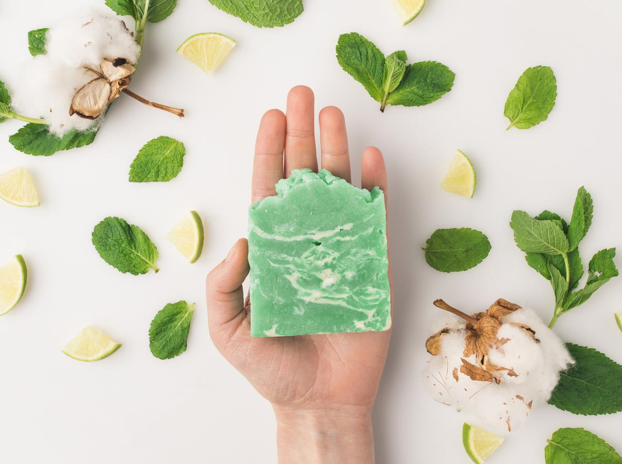 見せかけのエコ製品にノー！「グリーンウォッシュ」がビューティ業界でも深刻化【解説】