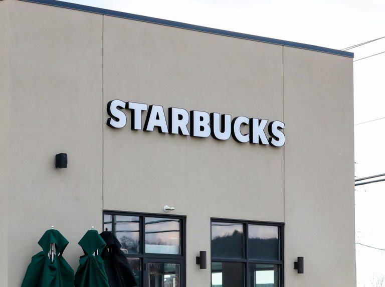 スターバックスの“注文方法”にまさかの罠、フラペチーノを頼んで「出てきたドリンク」に目を疑う