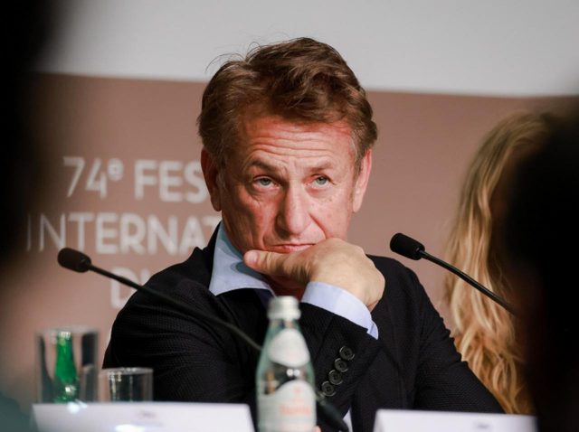 「男性が女性化」「軟弱な遺伝子」ショーン・ペンの発言が波紋を呼ぶ