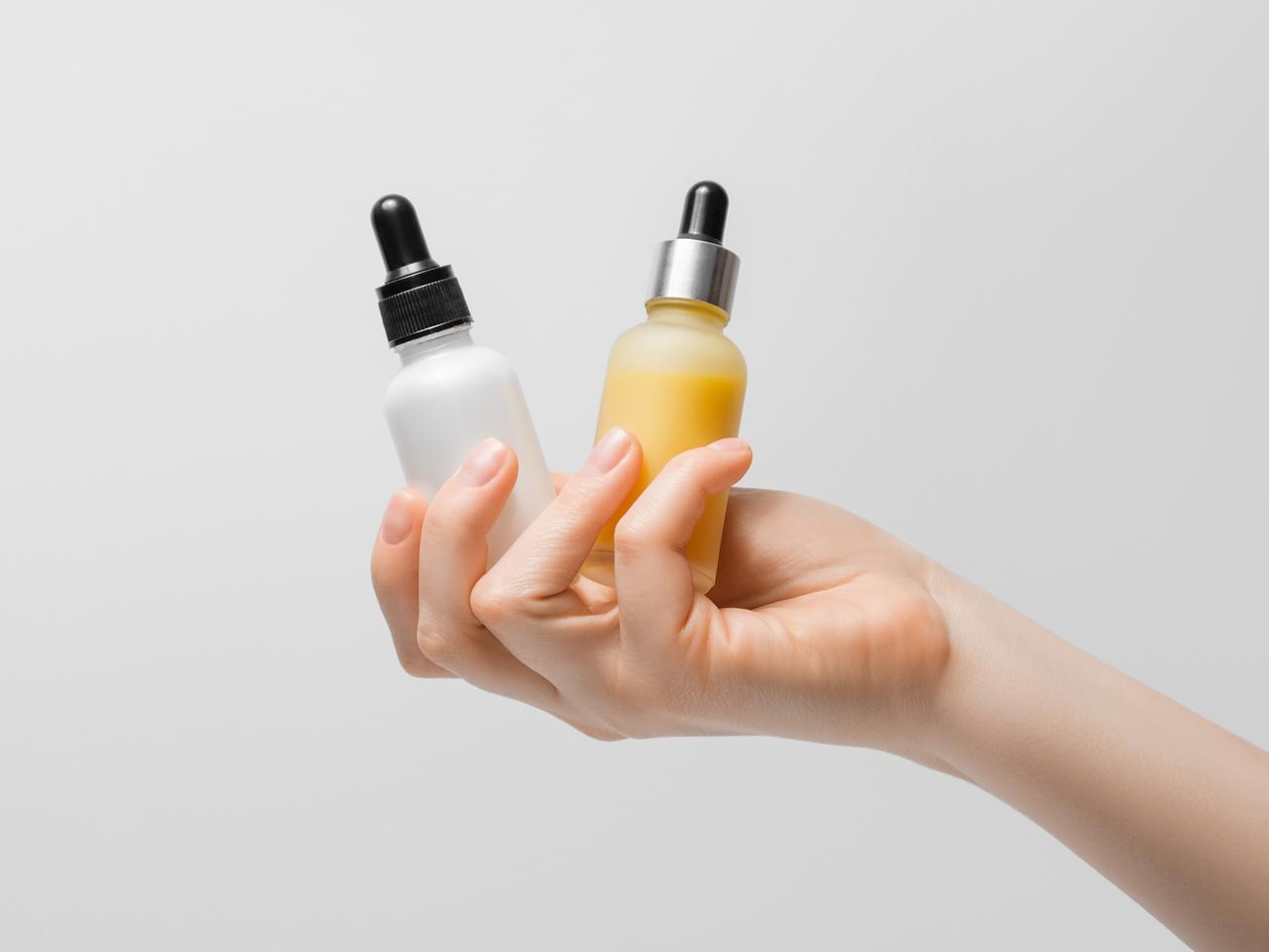 ニキビに悩むユーザーから高評価!「ジ・オーディナリー」のニキビケア美容液がすごいと話題